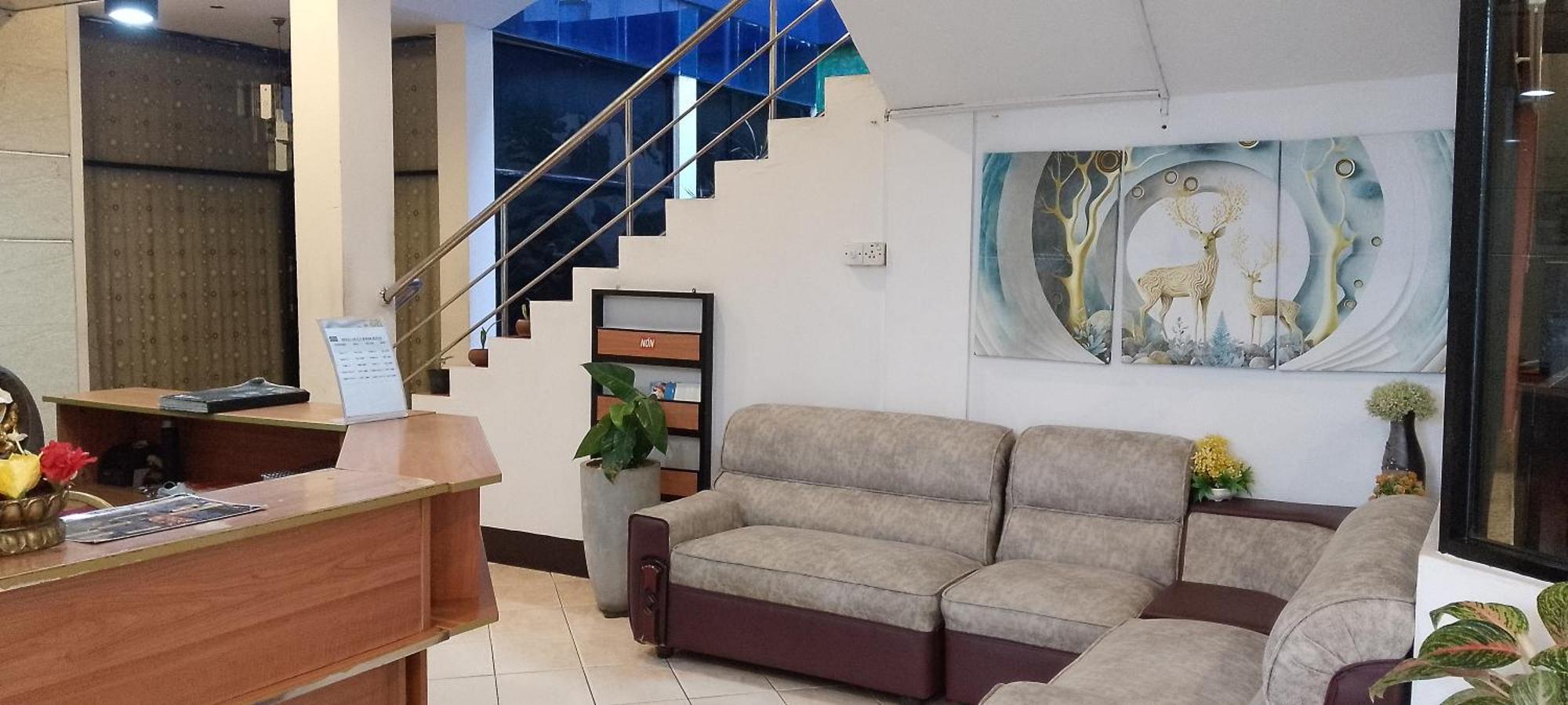Hotel Nelly Vavuniya Екстериор снимка