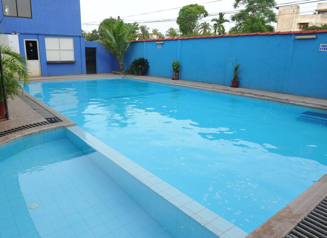 Hotel Nelly Vavuniya Екстериор снимка