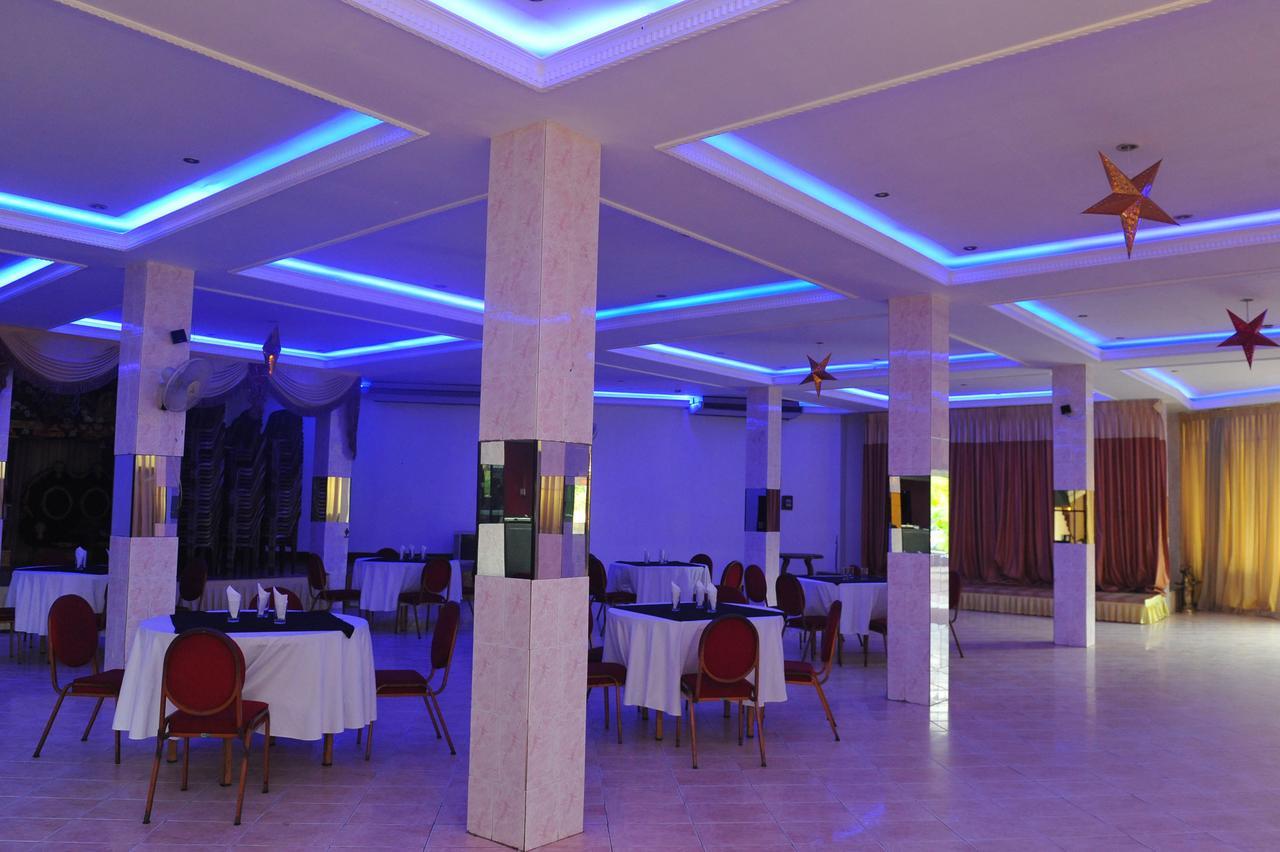 Hotel Nelly Vavuniya Екстериор снимка